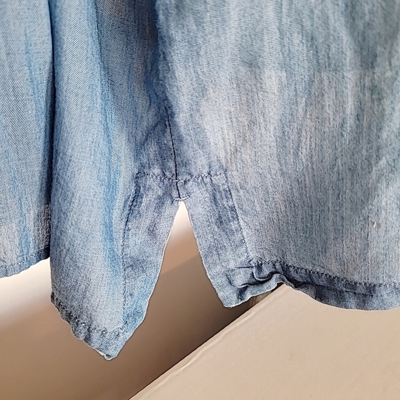 Ann Taylor The Softened Shirt Chambray Size M - Picture 6 of 7